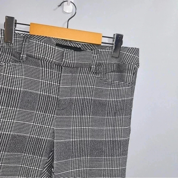 Torrid  Pants - Picture 4 of 6